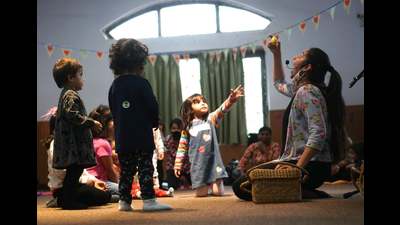 Many in-person classes are being organised in the city for Children’s Day. All Covid precautions like vaccination, masks and social distancing are being followed at the venues.