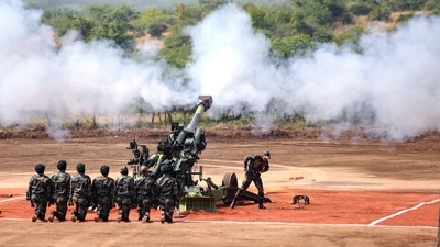 M777 Howitzer gun fires in the air during a ceremony at Deolali artillery centre, in Nashik district. (PTI) M777 Howitzer gun fires in the air during a ceremony at Deolali artillery centre, in Nashik district. (PTI)