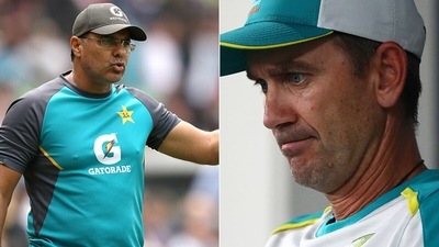 Waqar Younis is not impressed with Australia coach Justin Langer.&nbsp; (Getty Images)