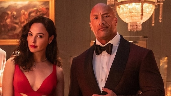 Dwayne Johnson and Gal Gadot in Red Notice.&nbsp;