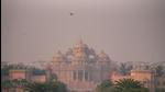 New Delhi , India - Nov. 15, 2021: A view of Akshardham engulfed in thick smog in New Delhi, India, on Monday, November 15, 2021.(Photo by Amal KS / Hindustan Times) (Hindustan Times) New Delhi , India - Nov. 15, 2021: A view of Akshardham engulfed in thick smog in New Delhi, India, on Monday, November 15, 2021.(Photo by Amal KS / Hindustan Times) (Hindustan Times)
