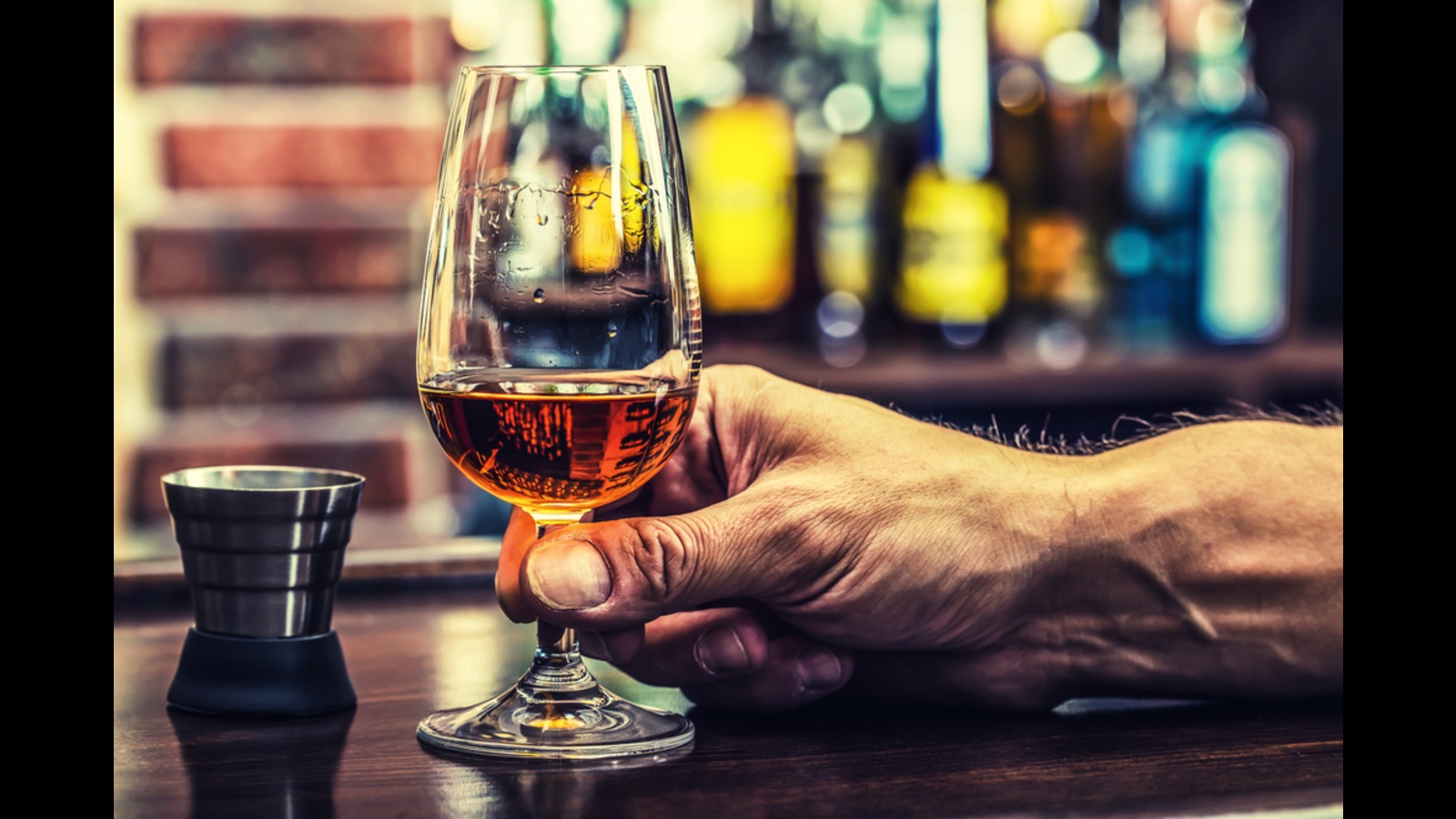 Uttar Pradesh Excise Department Launches Drive Against Restaurants Serving Liquor Without 