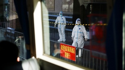 A total of 1,308 domestically transmitted infections with confirmed symptoms were reported in the mainland between Oct. 17 and Nov. 14 (REUTERS)