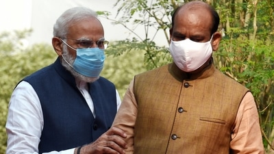 Prime Minister Narendra Modi and Lok Sabha Speaker Om Birla gets clicked at the Parliament during the tribute paying ceremony of tribal freedom fighter Birsa Munda on his birth anniversary. (PTI) Prime Minister Narendra Modi and Lok Sabha Speaker Om Birla gets clicked at the Parliament during the tribute paying ceremony of tribal freedom fighter Birsa Munda on his birth anniversary. (PTI)