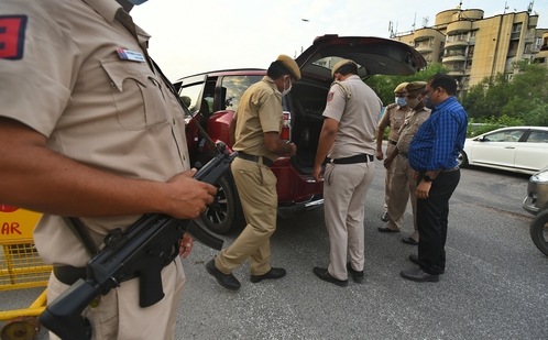 As per the circular issued by the special CP, the cash seized in various cases will be deposited in nationalised banks as fixed deposit receipts (FDRs) after opening an account in the name of the SHO of the concerned police station. (HT File)