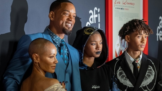 Jada Pinkett Smith, Will Smith, Willow Smith and Jaden Smith attend premiere together.(REUTERS)