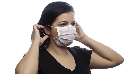 Wear N95 masks instead of cloth ones in these extreme conditions(Pexels)