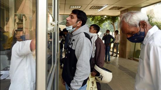 Chandigarh has so far reported 65,389 Covid cases, of which 64,539 have been cured and 820 have died. (HT File Photo/ Representational image)