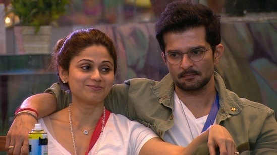 Shamita Shetty and Raqesh Bapat met in the Bigg Boss OTT house.&nbsp;