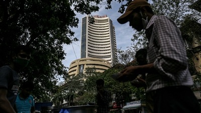 HDFC was the top loser in the Sensex pack, shedding over 1 per cent, followed by Kotak Bank, Asian Paints, Kotak Bank, Reliance Industries and PowerGrid. (Bloomberg) HDFC was the top loser in the Sensex pack, shedding over 1 per cent, followed by Kotak Bank, Asian Paints, Kotak Bank, Reliance Industries and PowerGrid. (Bloomberg)