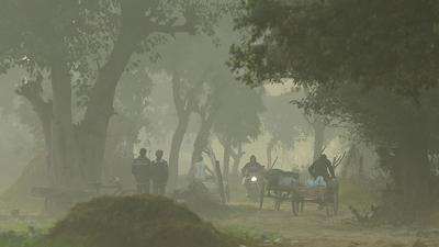 Thick haze near east Delhi’s Mayur Vihar, on Tuesday. (Raj K Raj/HT)