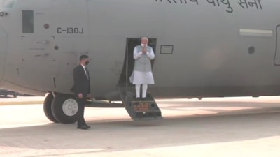 PM Modi arrived at Karwal Kheri on C-130 J Super Hercules aircraft to inaugurate the 341 Km long Purvanchal Expressway at Karwal Kheri in Sultanpur district, Uttar Pradesh. (ANI)