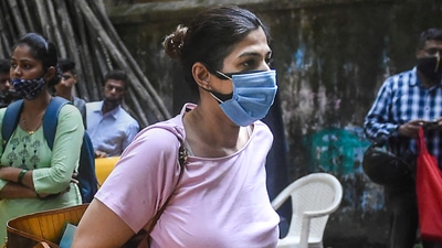Bollywood actor Shah Rukh Khan's manager Pooja Dadlani. (PTI) Bollywood actor Shah Rukh Khan's manager Pooja Dadlani. (PTI)