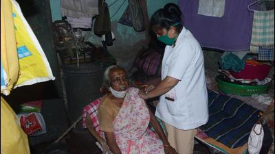 The civic body had found that nearly four lakh people from the city have missed their second dose of the vaccination. Many citizens who had earlier not accessed the second dose certificates are now stumbling upon such issues and have approached the hospitals. (HT PHOTO) The civic body had found that nearly four lakh people from the city have missed their second dose of the vaccination. Many citizens who had earlier not accessed the second dose certificates are now stumbling upon such issues and have approached the hospitals. (HT PHOTO)