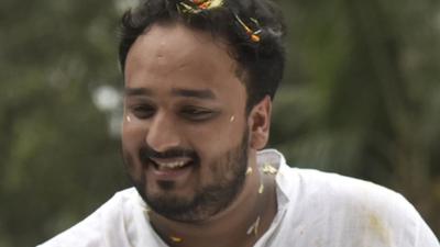 The differences within the Mumbai unit of Congress have surfaced again as its Bandra (East) legislator Zeeshan Siddique has written to party president Sonia Gandhi, alleging about the “ill-treatment” meted out to him by Mumbai chief Bhai Jagtap during a recent public protest. (HT Photo) The differences within the Mumbai unit of Congress have surfaced again as its Bandra (East) legislator Zeeshan Siddique has written to party president Sonia Gandhi, alleging about the “ill-treatment” meted out to him by Mumbai chief Bhai Jagtap during a recent public protest. (HT Photo)
