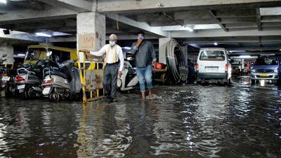 Commuters have had to deal with waterlogging issues following continued rains in Bengaluru. (HT Photo/Shashidhar Byrappa/File/Representative use)
