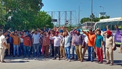 From November 23, contractual employees of Punjab Roadways will hold an indefinite strike over job regularisation. (Gurpreet Singh/HT file photo)