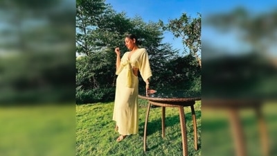 Sharing the photos on Instagram, Sonakshi Sinha captioned her post, "I know what i bring to the table!." (Instagram/@aslisona) Sharing the photos on Instagram, Sonakshi Sinha captioned her post, "I know what i bring to the table!." (Instagram/@aslisona)