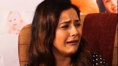 Shehnaaz Gill cried in an interview she gave shortly after the death of Sidharth Shukla. (Instagram) Shehnaaz Gill cried in an interview she gave shortly after the death of Sidharth Shukla. (Instagram)