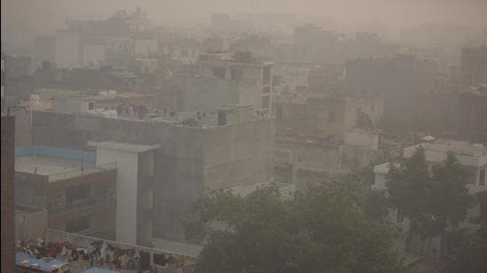 Air Pollution in Delhi: Patients start lining up at hospitals with  breathing woes