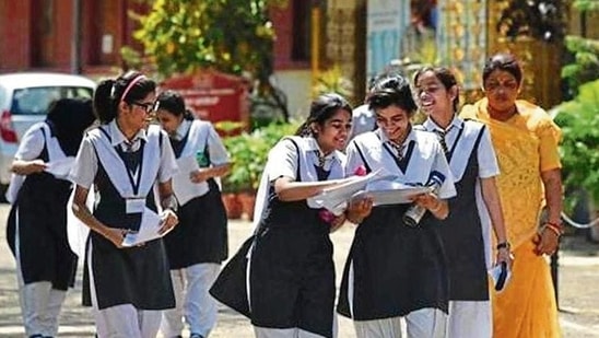 CBSE Class 12 Term 1 Exam 2021 begins today, important instructions here - Hindustan Times