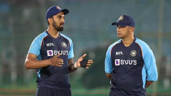Caption It- What do you think India's new T20I vice captain KL Rahul (Left) and India's new head coach Rahul Dravid talking about?(BCCI/TWITTER)
