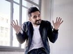 Support for Vir Das is divided in the political circles, with Congress MP Shashi Tharoor heralding Das for “standing up”