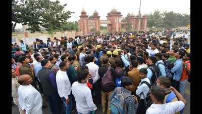 The students alleged negligence on part of the university administration for the death of visually challenged girl student. (HT) The students alleged negligence on part of the university administration for the death of visually challenged girl student. (HT)