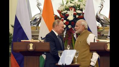 This year’s annual India-Russia summit is already facing intense scrutiny as top Russian officials have announced that Moscow has begun shipping the first batch of S-400 air defence systems under a $5.4-billion contract signed in 2018. (Sonu Mehta/HT PHOTO) This year’s annual India-Russia summit is already facing intense scrutiny as top Russian officials have announced that Moscow has begun shipping the first batch of S-400 air defence systems under a $5.4-billion contract signed in 2018. (Sonu Mehta/HT PHOTO)