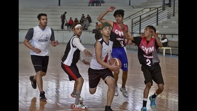 As many as 32 teams from all over Punjab will participate in the basketball championship. (HT file)