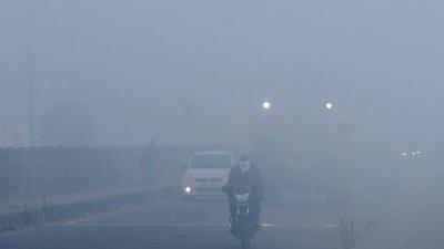 The air quality index for Ludhiana had dived into the ‘very-poor’ category due to stubble burning, bursting of fire crackers during the festive season and weather conditions conducive to formation of smog. (HT PHOTO ) The air quality index for Ludhiana had dived into the ‘very-poor’ category due to stubble burning, bursting of fire crackers during the festive season and weather conditions conducive to formation of smog. (HT PHOTO )