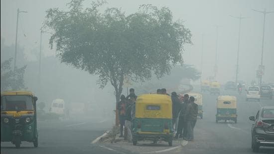 Intrusion of stubble burning related pollutants into Delhi air was unlikely for the next two days, said SAFAR. (Hindustan Times)