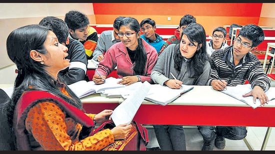 The ASER survey, conducted in rural areas across 581 districts in 25 states and three Union Territories between September and October, found that more students were dependent on paid tuition classes during the pandemic period with their percentage rising from 32.5% in 2020 to 39.2 % in 2021 (Hindustan Times)