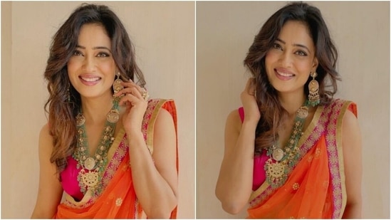 Shweta Tiwari is ageing backwards, her pics in a stunning colour-blocked lehenga are proof
