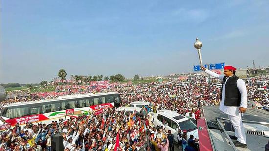 Samajwadi Party chief Akhilesh Yadav during the Samajwadi Vijay Rath Yatra in Ghazipur on Wednesday. (PTI PHOTO)