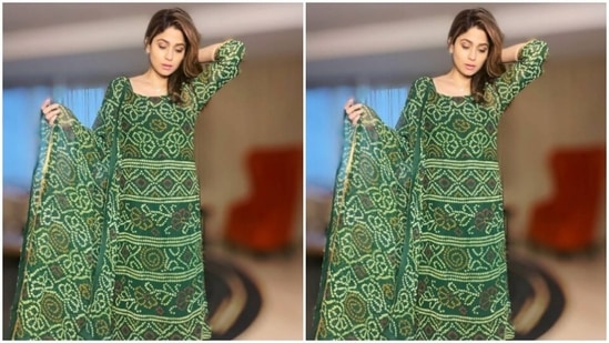 Shamita Shetty is the ‘desi girl’ in a <span class='webrupee'>?</span>5.3K green kurta set(Instagram/@shamitashetty_official)