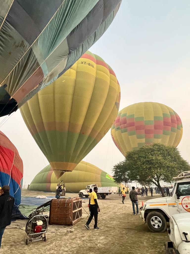 Hot air balloons being set up for the three-day festival in Varanasi. (HT Photo)