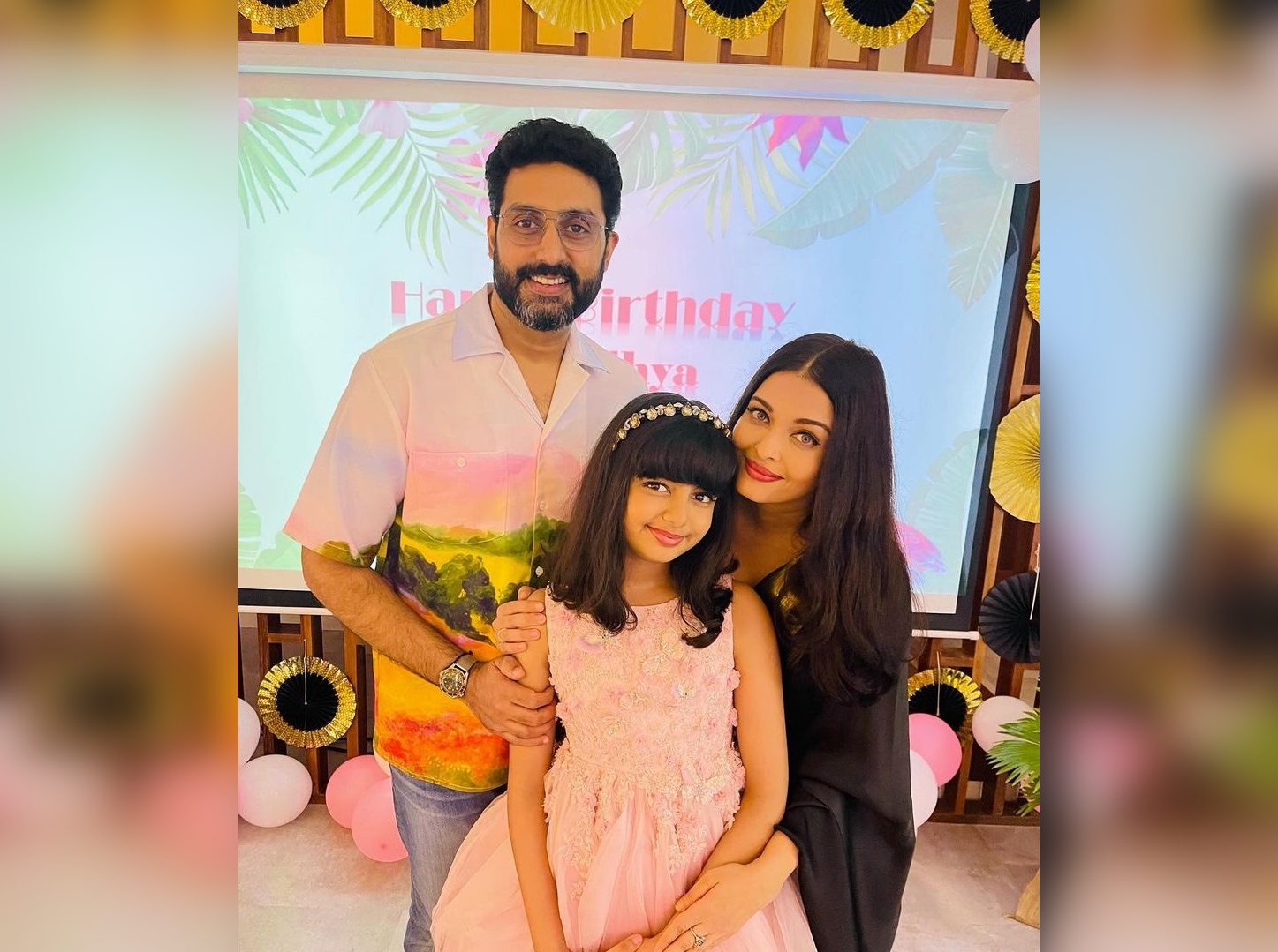 Aaradhya was born to Abhishek Bachchan and Aishwarya Rai in 2011. Aaradhya was born to Abhishek Bachchan and Aishwarya Rai in 2011. 