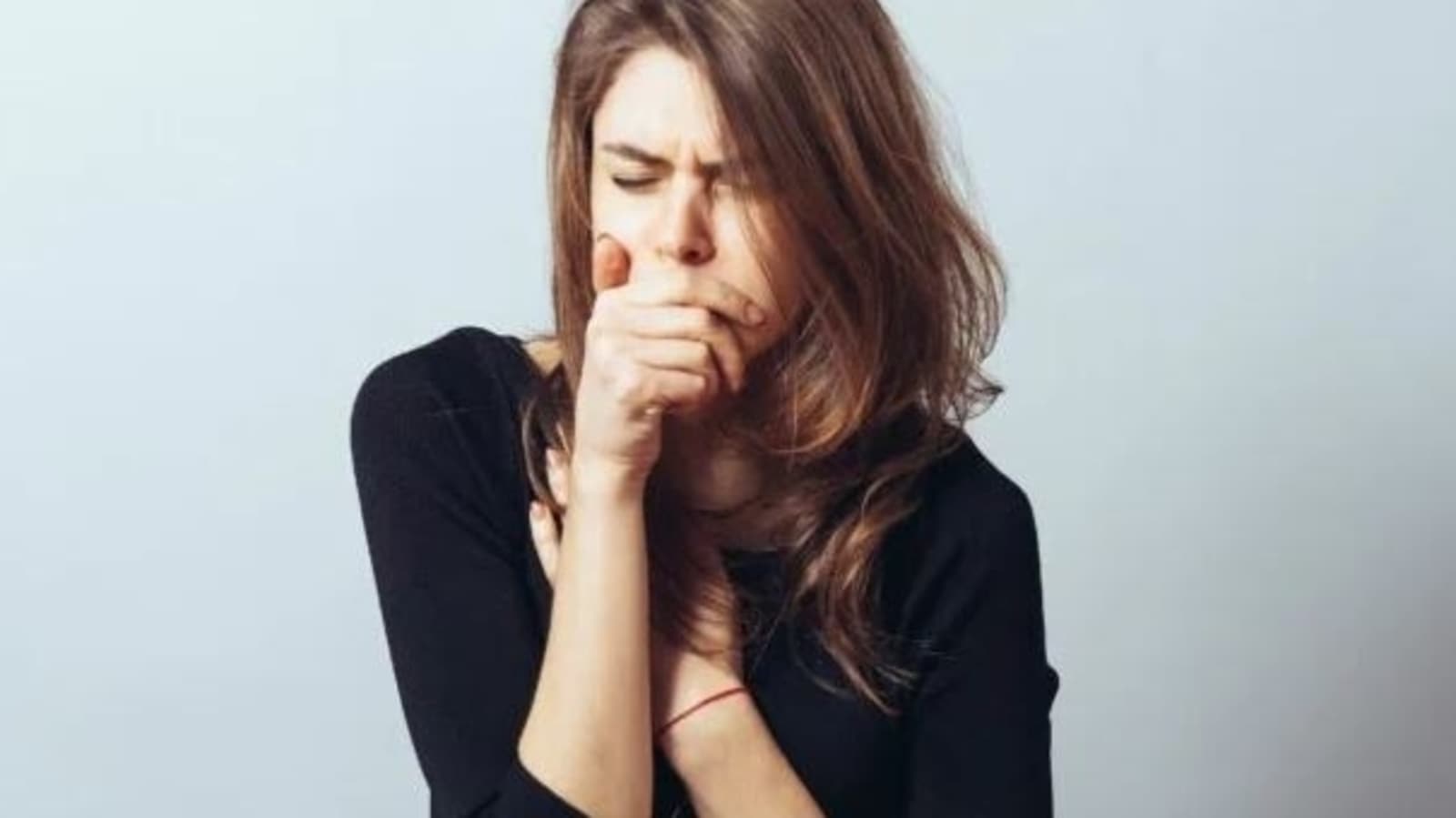 Soothe Your Cough And Sore Throat With These 5 Allnatural Therapies