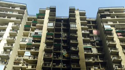 Noida, India - November 18, 2021: A view of a fire accident site, at Gardenia Golf City, in Sector 75, Noida, India, on Thursday, November 18, 2021. (Photo by Sunil Ghosh / Hindustan Times) **To go with Shafaque's story** Noida, India - November 18, 2021: A view of a fire accident site, at Gardenia Golf City, in Sector 75, Noida, India, on Thursday, November 18, 2021. (Photo by Sunil Ghosh / Hindustan Times) **To go with Shafaque's story**
