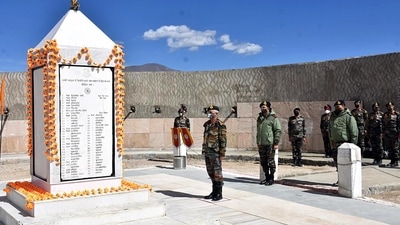 Indian Army Chief General MM Naravane pays tribute to the martyred soldiers at Rezang La War Memorial. (ANI / File) Indian Army Chief General MM Naravane pays tribute to the martyred soldiers at Rezang La War Memorial. (ANI / File)