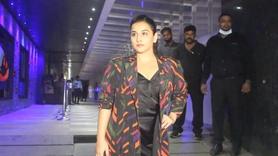 Vidya Balan was snapped at Hakkasan restaurant in Bandra. (Varinder Chawla) 
