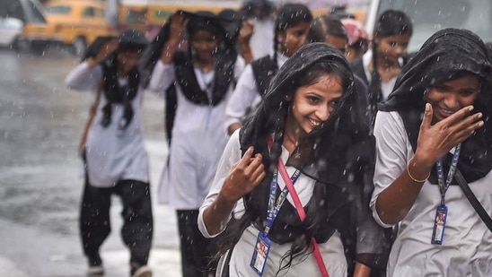 Schools, colleges to remain shut in TN's Theni amid heavy rainfall alert