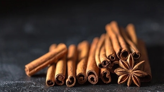 Cinnamon can block NF-kappaB a master regular of pro-cancer gene expression and also inhibit metastasis(Pixabay)