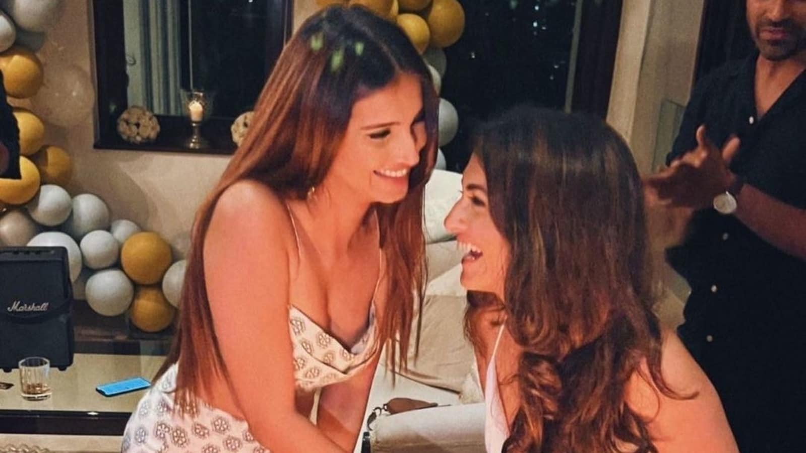 Tara Sutaria can't stop laughing as she cuts birthday cake with ...