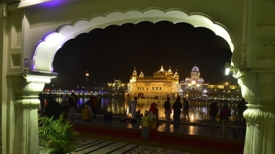 Guru Nanak Jayanti is celebrated to honour Guru Nanak Dev Ji's life, achievements, and most importantly, his legacy. He firmly believed that an individual could connect to God through sincere prayers. He didn't encourage traditions that included sacrifices. (Sameer Sehgal/Hindustan Times) Guru Nanak Jayanti is celebrated to honour Guru Nanak Dev Ji's life, achievements, and most importantly, his legacy. He firmly believed that an individual could connect to God through sincere prayers. He didn't encourage traditions that included sacrifices. (Sameer Sehgal/Hindustan Times)