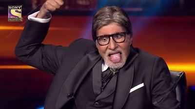 Amitabh Bachchan stuck his tongue out to imitate the Goddess Kali within Jaya Bachchan.