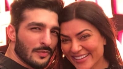 Rohman Shawl wishes Sushmita Sen on her 46th birthday. (Instagram)