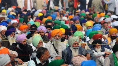 Farmers have been protesting against the Centre’s three farm laws at the Singhu border of Delhi since November 26 last year. (HT file photo)