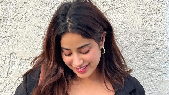 Janhvi Kapoor recently confirmed that she is shooting for the Hindi remake of Helen, a Malayalam film.(Instagram)